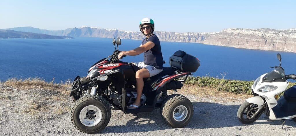 louer atv santorini